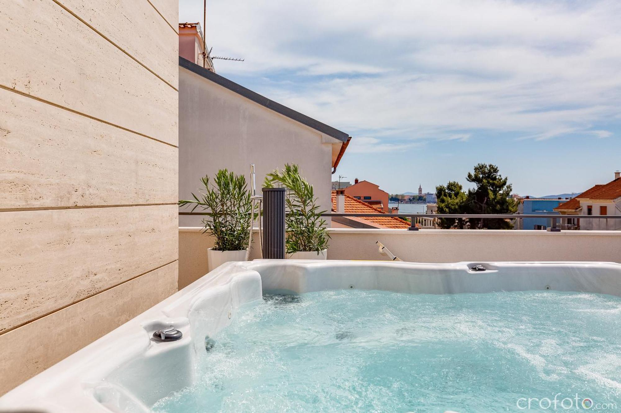 Tesa Luxury