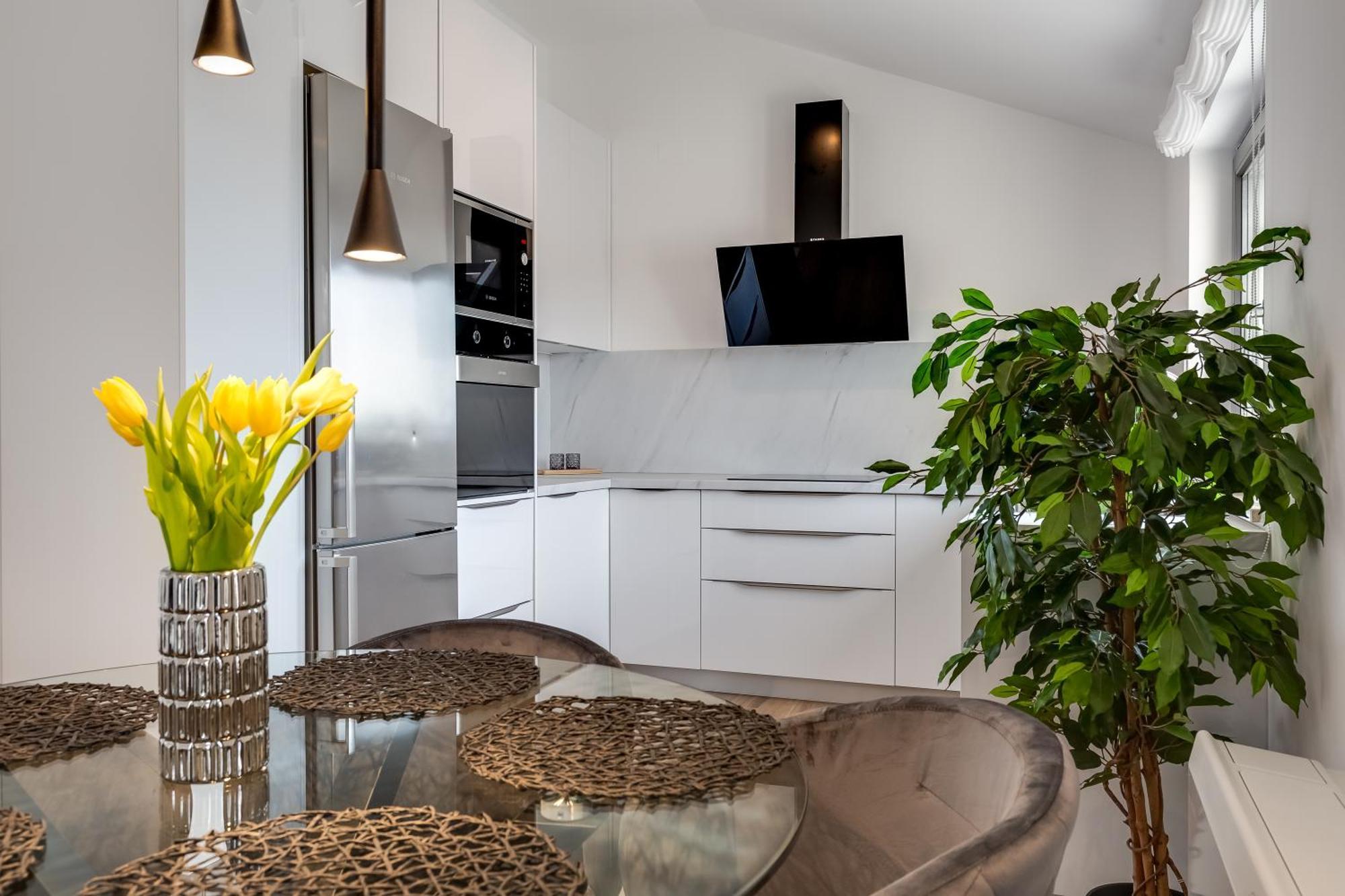 Tesa Luxury